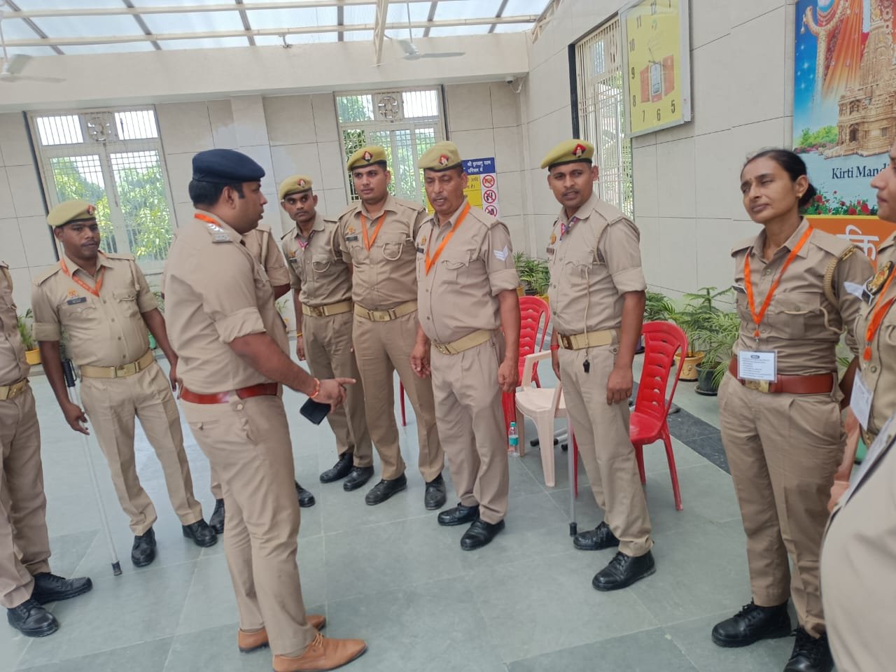 श्रीकृष्ण जन्माष्टमी महोत्सव: मनगढ़ में श्रद्धालुओं का सैलाब, पुलिस प्रशासन मुस्तैद